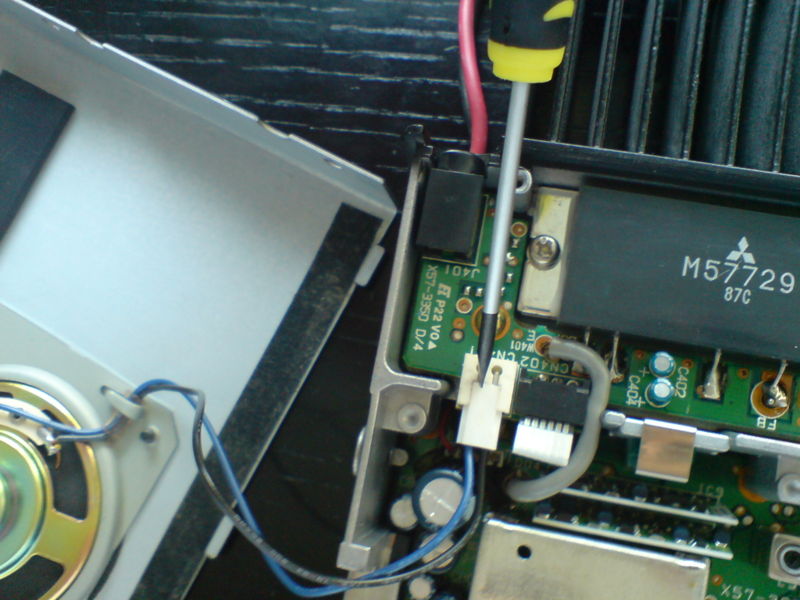 Datei:TM-701E-unplug-loudspeaker.jpg