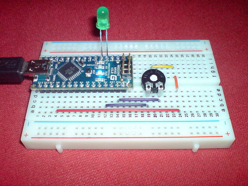 Datei:ArduinoNano BlinkPoti.jpg