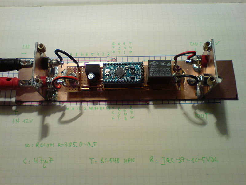 Datei:Arduino-Interruptor-Case.jpg
